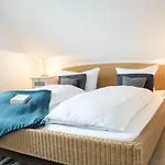Haus-Christina-Doppelhaushaelfte